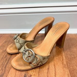 ⚡️COACH Diedre Beige Signature Buckle Slip on Heel